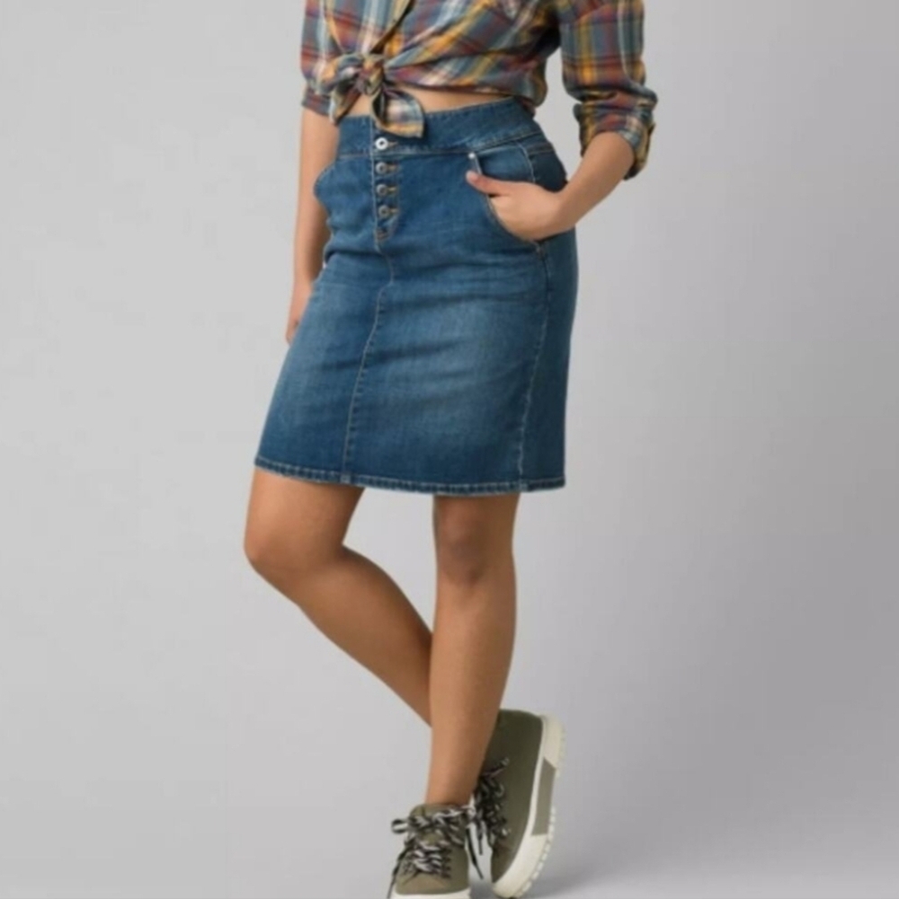 Prana Denim Jean Skirt Medium Wash Blue Aubrey Button‎ Fly Stretchy Women's 8